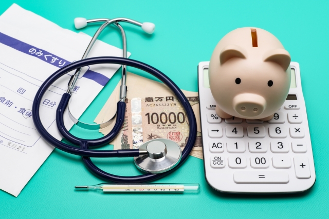 沖縄のクリニック経営を支える「医療特化型税理士」の役割｜節税・法人化・事業承継のポイント